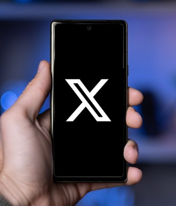 Penjahat Siber Sebar Malware Lewat Grok/phonearena.com